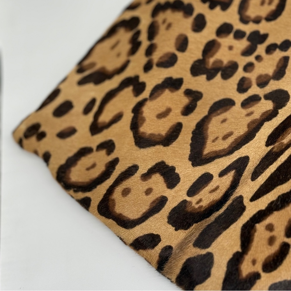 Fendi Leopard Print Hobo Bag with Black Accents - Picture 5 of 15